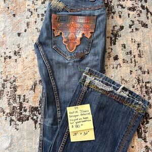 Denim Women's Blue Jeans with Embroidered Pocket Detail